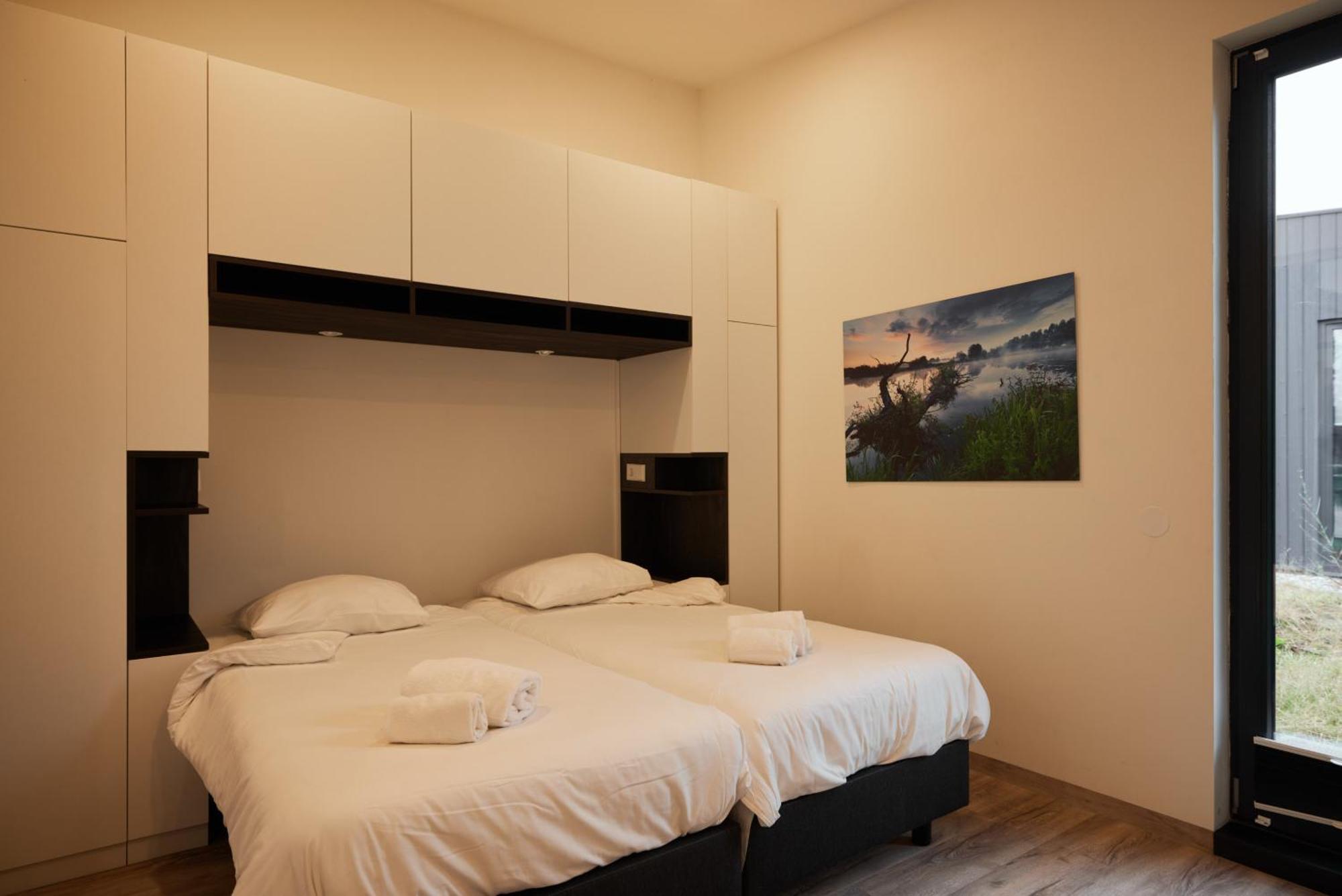 Dutchen Zeegser Duinen Suitelodges 外观 照片